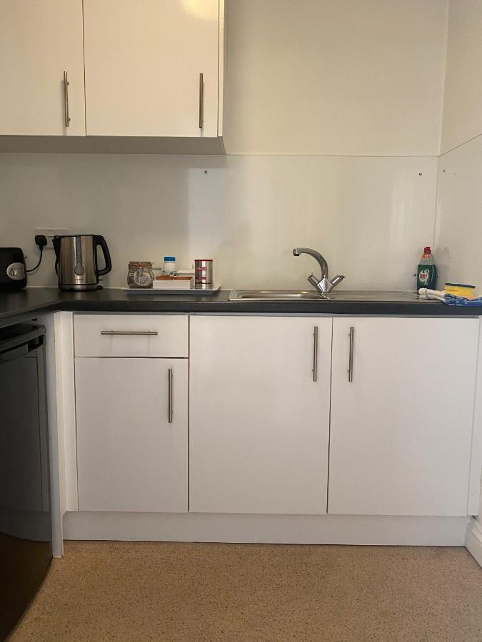 Byways Serviced Apartments ساليزبري المظهر الخارجي الصورة