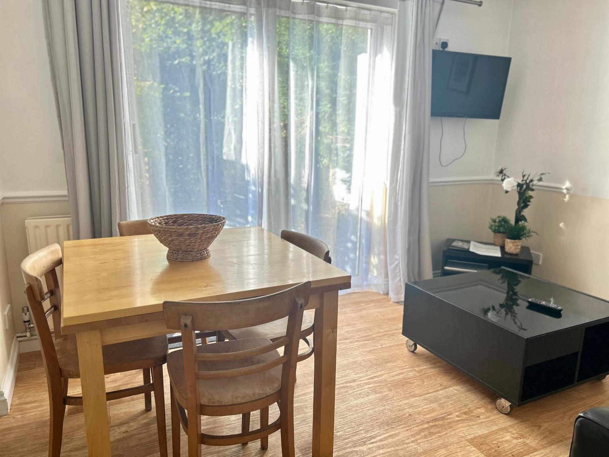 Byways Serviced Apartments ساليزبري المظهر الخارجي الصورة