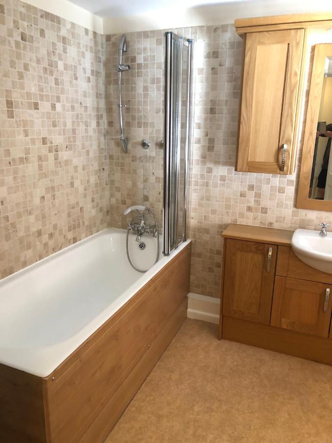 Byways Serviced Apartments ساليزبري المظهر الخارجي الصورة